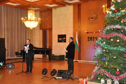 Коледна благотворителна вечер в българското посолство